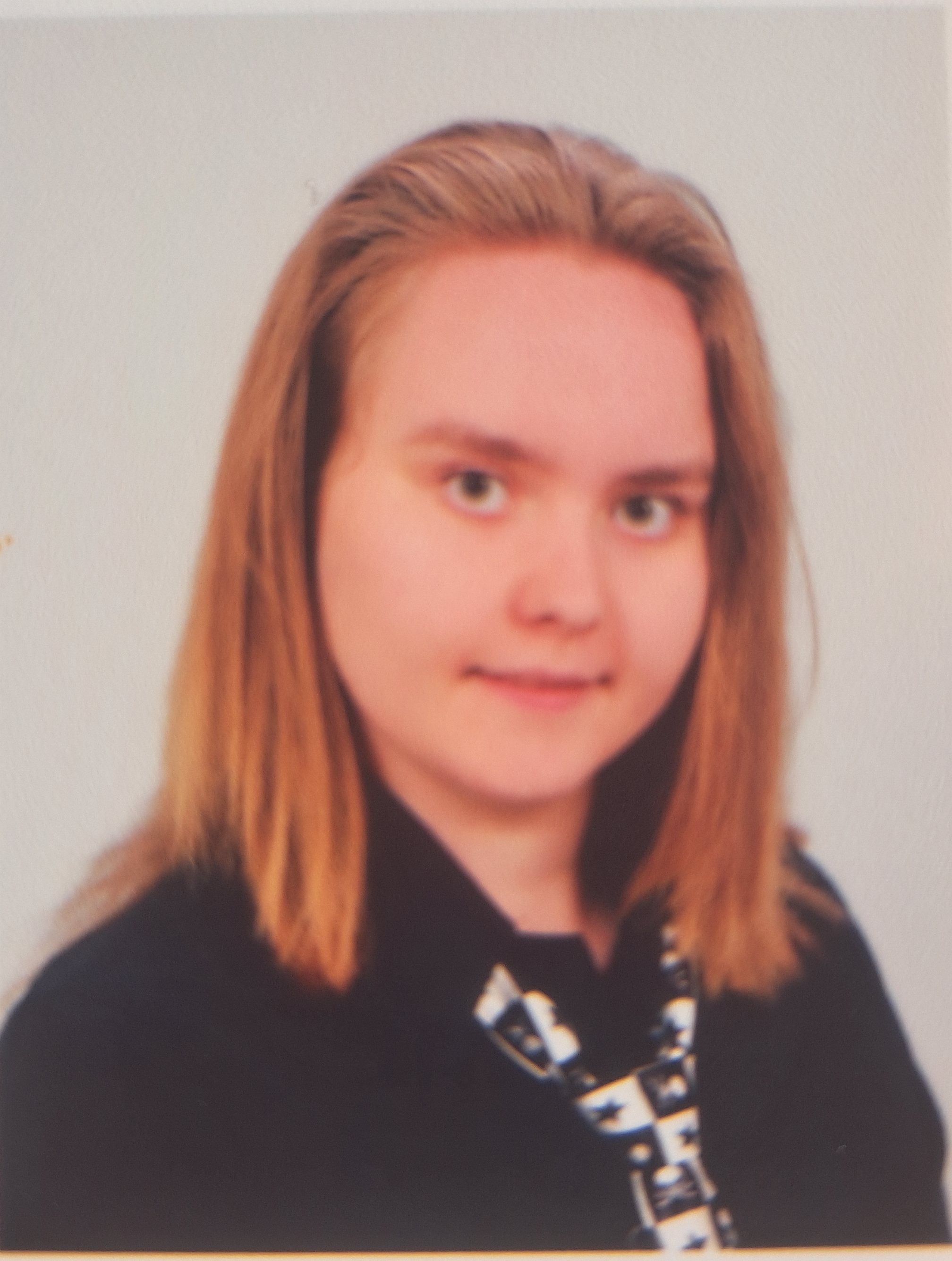 Тоня Манолова